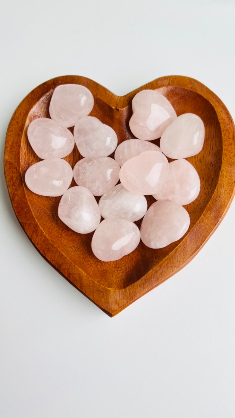 Adorable Rose Quartz puffy heart, 1 (one) hand carved pink quartz heart, small rose quartz, love stone, approx 1 inch