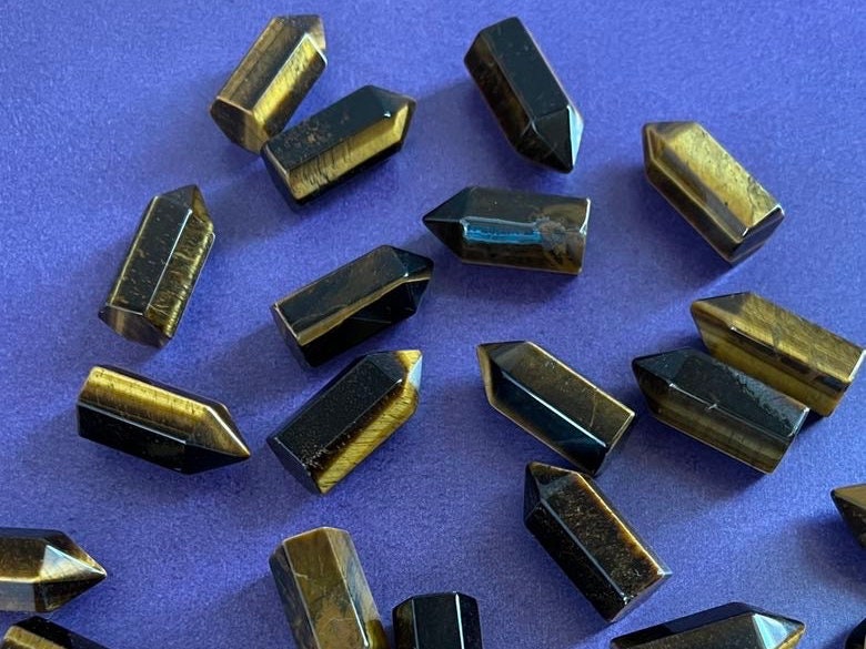 One (1) TIger's Eye Mini Point, 1.3 - 1.5 inch tall, with great Chatoyancy Mini Tower, Small, under ten dollars & perfect for beginners