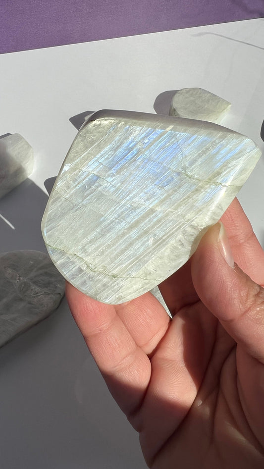 AA White Moonstone Free form with stunning Blue Flash 3 inches (1-51) Very Flashy Moonstone Blue.