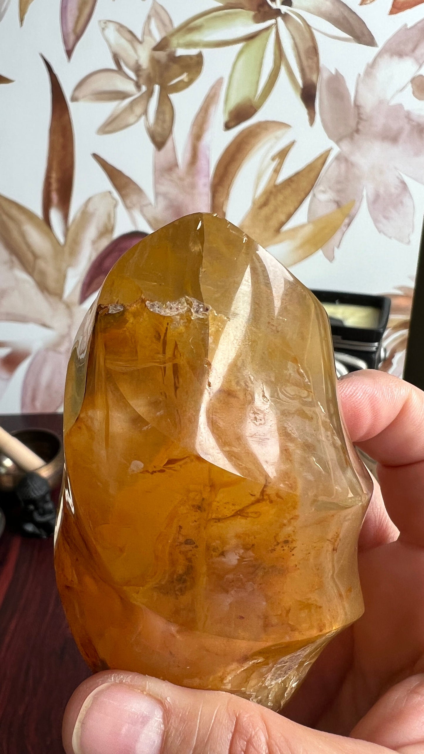 Gorgeous Golden Healer Flame, 4 inches tall weighs 1.2 pounds, with rainbows. (GHF-1)