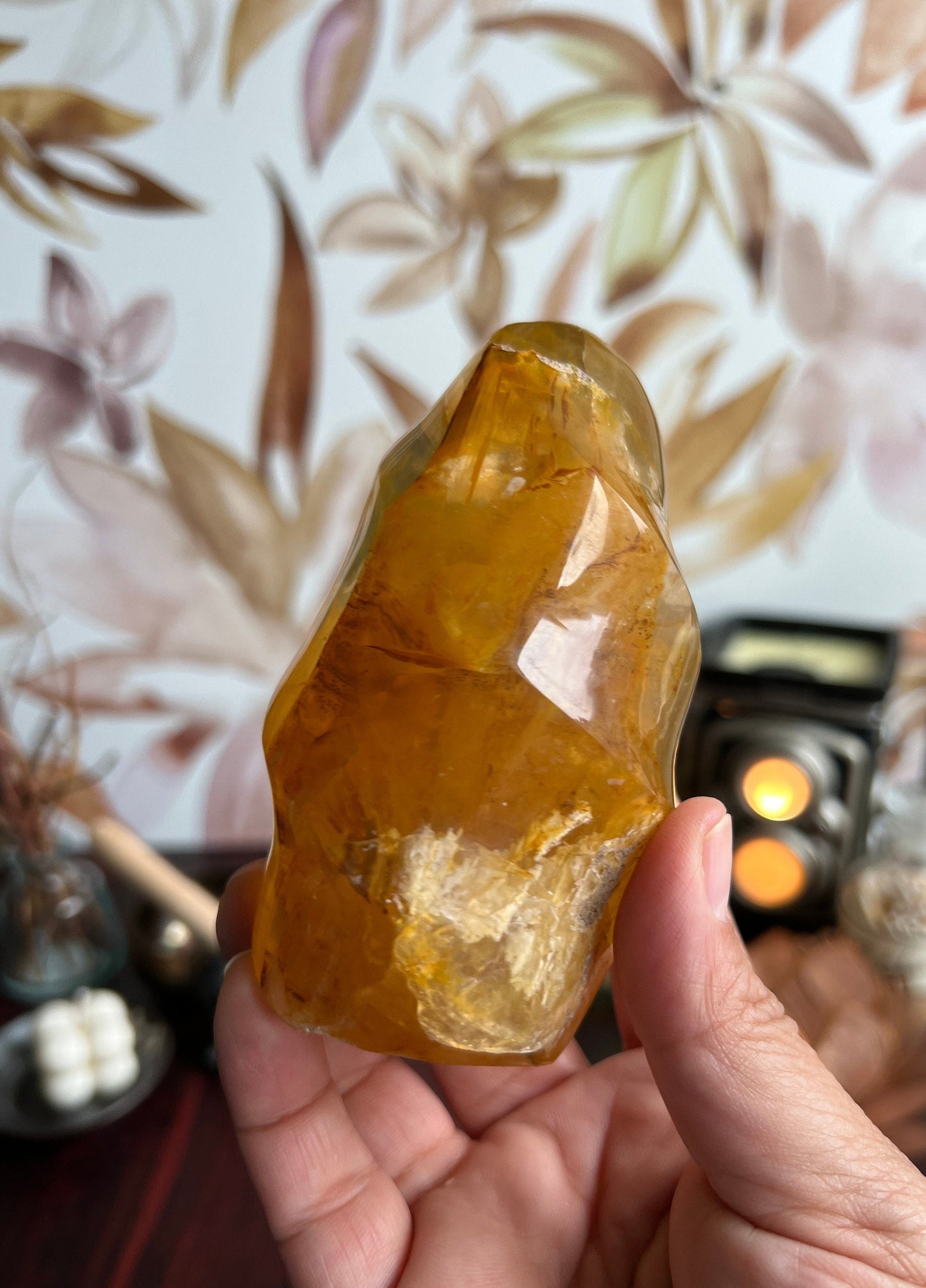 Gorgeous Golden Healer Flame, 4 inches tall weighs 1.2 pounds, with rainbows. (GHF-1)