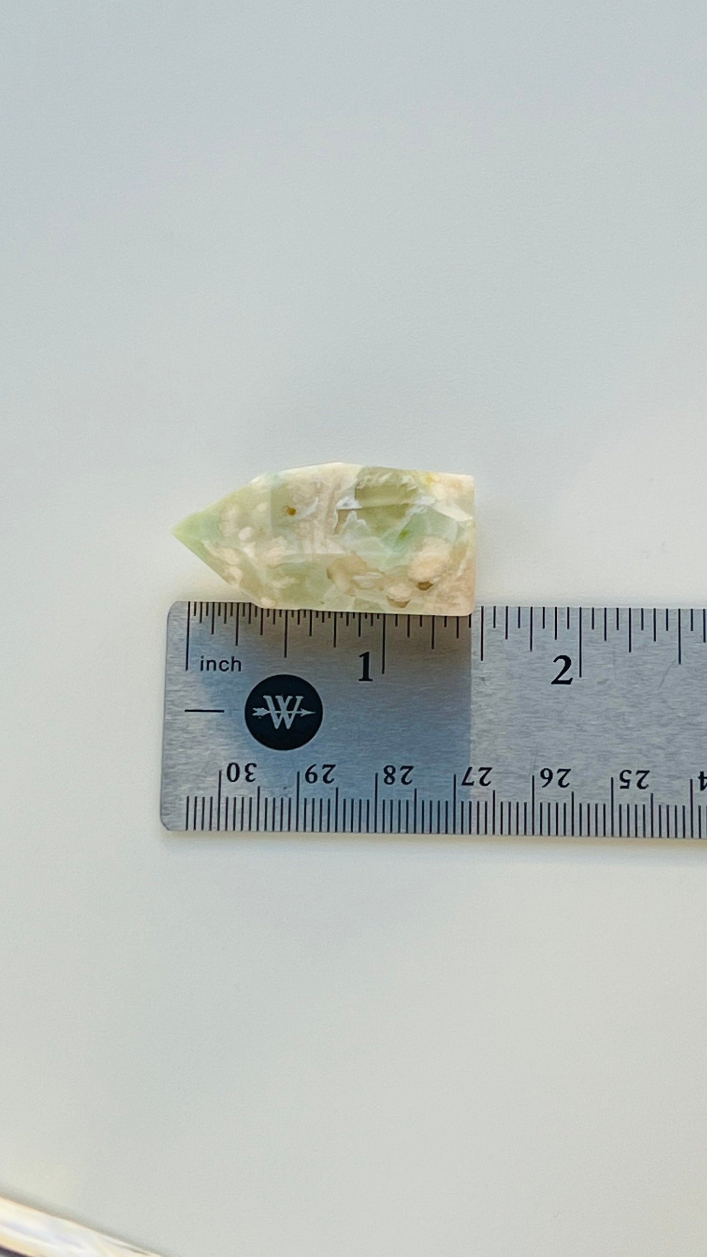 Green Flower Agate Tower 1 1/2 inches 21.4 grams || Feminine energy || Inspiration crystal || Heart and root chakra ||