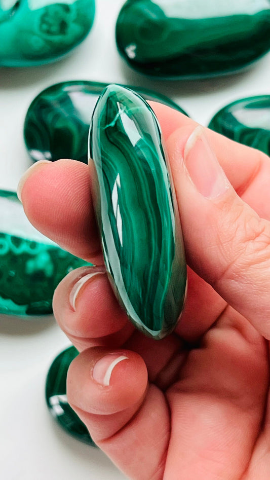 Authentic malachite Palm stones || High quality || beautiful pattern || 2 inches 2.4 oz