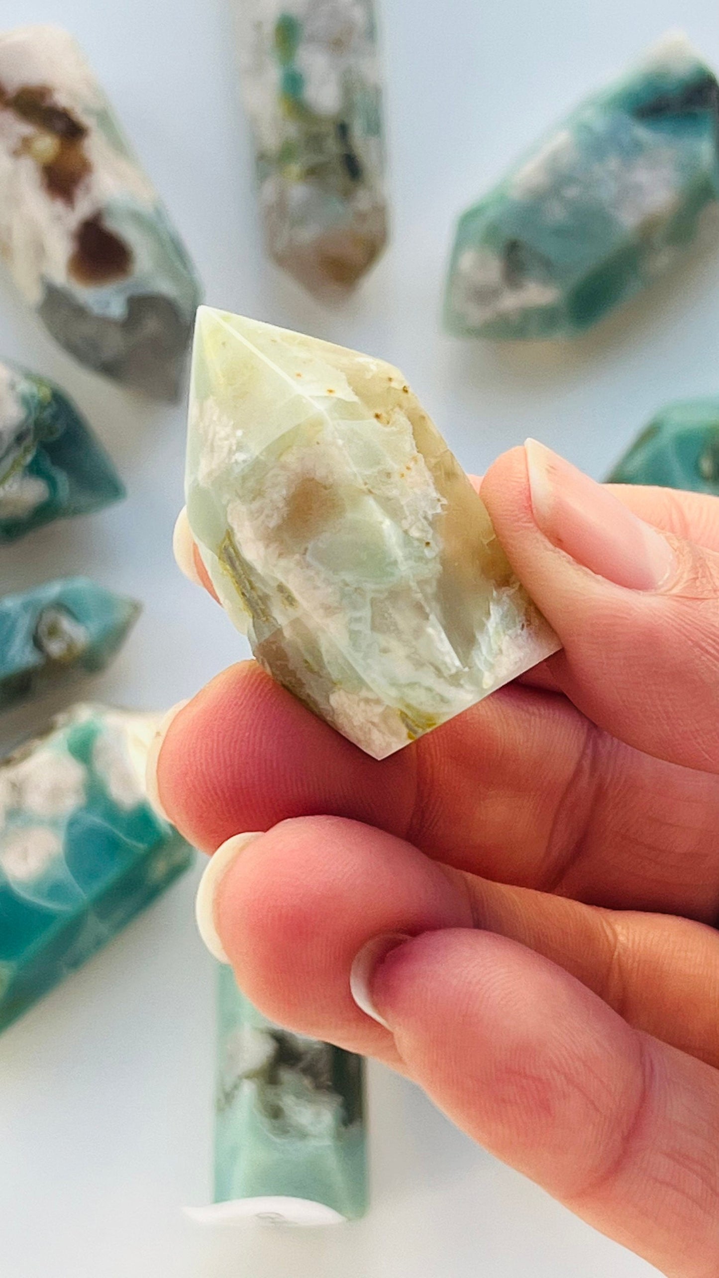 Green Flower Agate Tower 1 1/2 inches 21.4 grams || Feminine energy || Inspiration crystal || Heart and root chakra ||