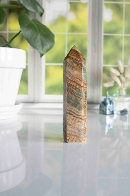 Beautiful Blue Onyx Tower 6 1/2" , Blue Lemurian Tower, Blue Lemurian Aquatine Calcite Crystal Tower, Blue Crystals, Banded Onyx Tower