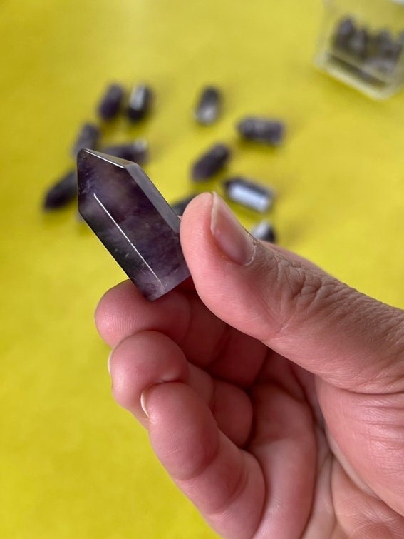 One (1) Amethyst mini point, 1.3 - 1.5 inch tall, Some with Chevron Pattern Mini Tower, Small, under ten dollars & perfect for beginners