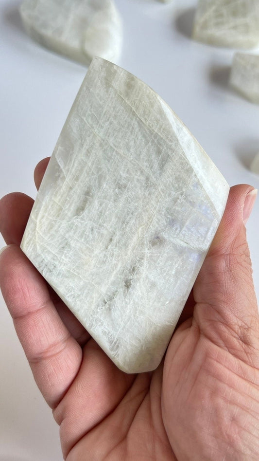 AA White Moonstone Free form with stunning Blue Flash 4 inches 6.8 ounces (2 -68) Very Flashy Moonstone Blue.