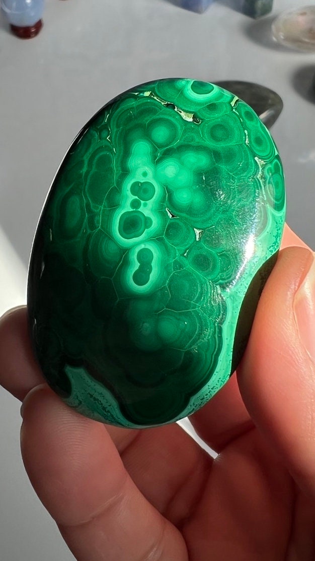 Congo Malachite Palm Stone with gorgeous pattern, High Quality and Shine surface, 2 3/8 inches 2.9 ounces