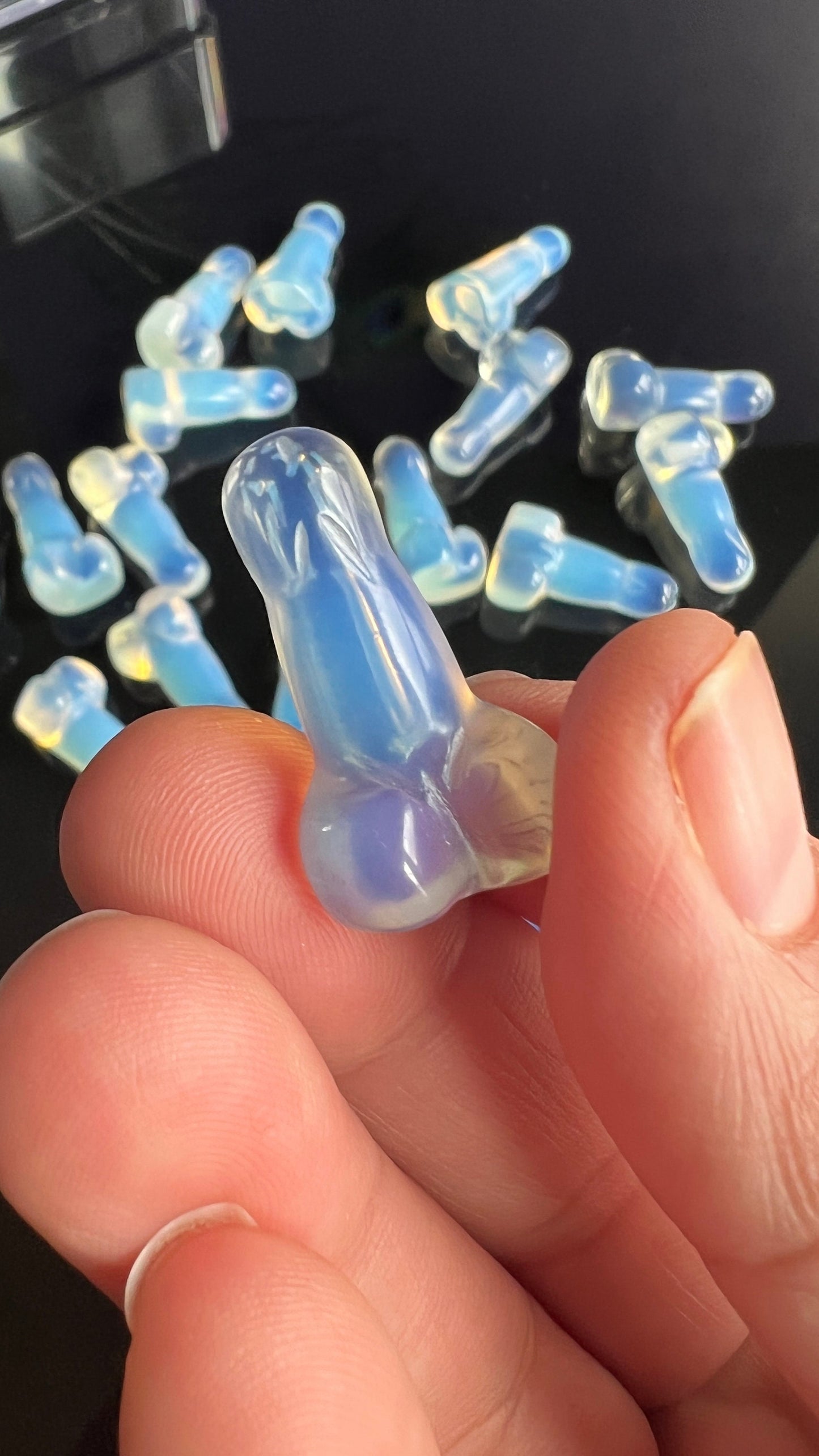 Crystal Phallic Symbol, Crystal Penis Carving, Crystal Male Part Carving