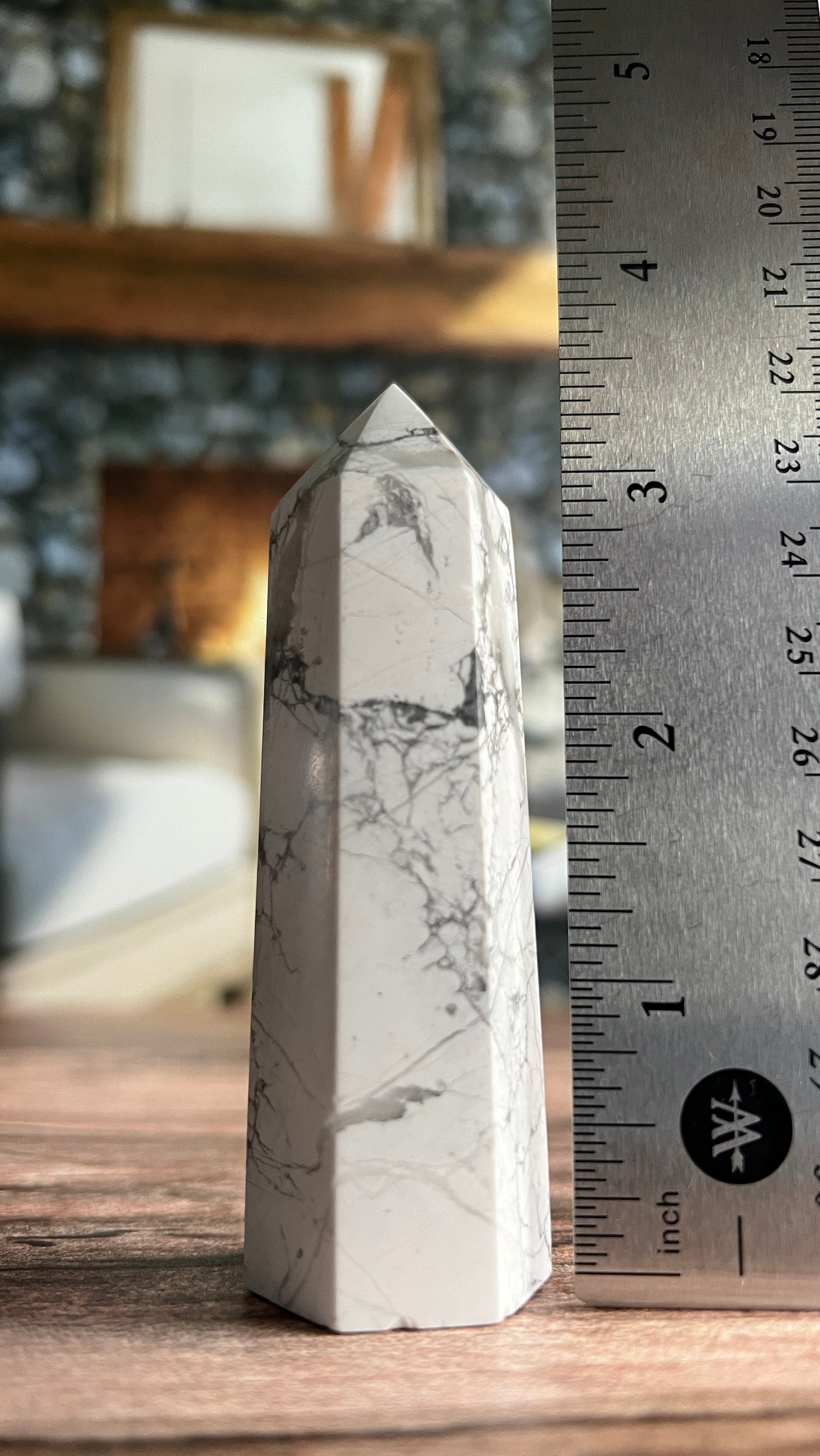 Howlite Crystal Tower 3 1/2 inches tall weighs 4 ounces. Howlite Points (HT22)