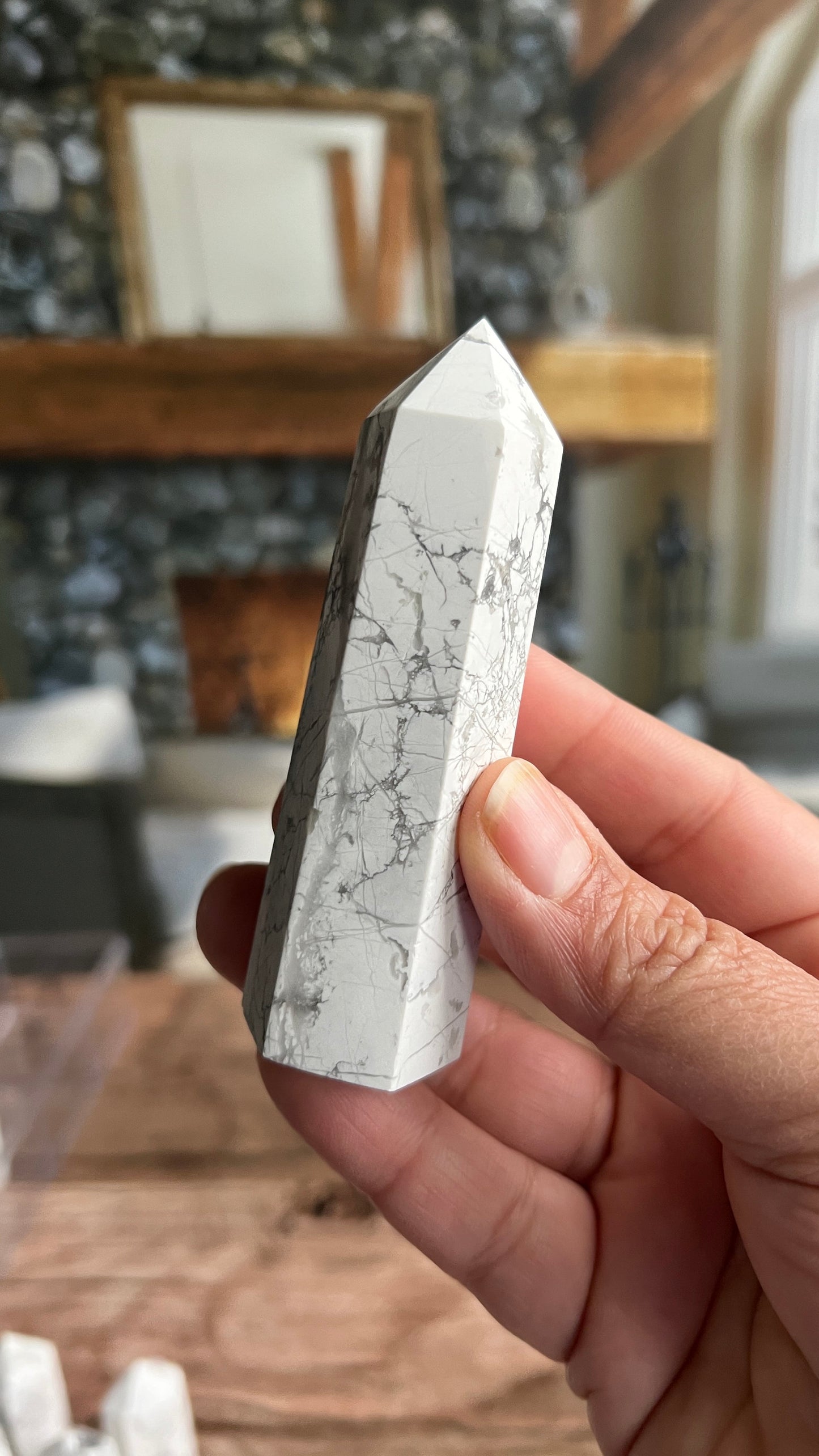 Howlite Crystal Tower 3 1/2 inches tall weighs 4 ounces. Howlite Points (HT22)