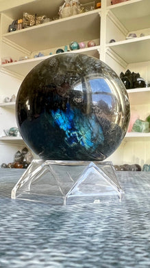 Gorgeous AA+ Labradorite Sphere (73mm) with stunning flash. Acrylic stand included