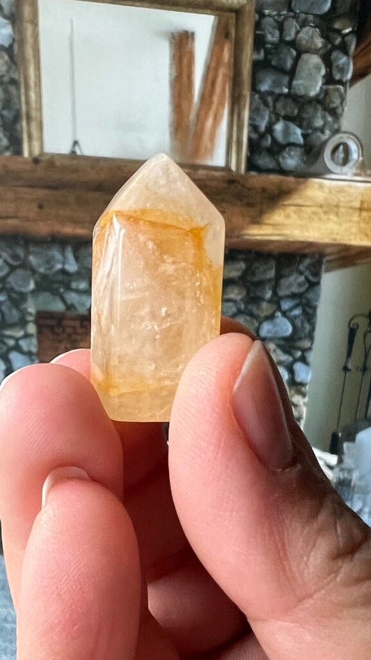 MINI Golden Healer Quartz points, small Quartz points with Iron Oxide inclusions