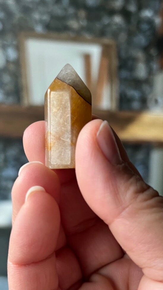 MINI Golden Healer Quartz points, small Quartz points with Iron Oxide inclusions