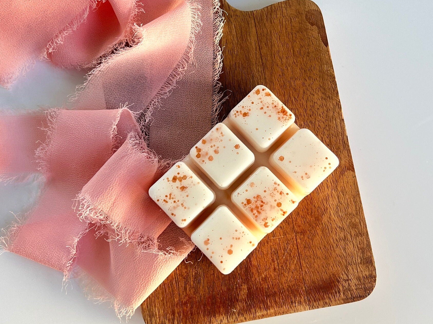 Fall Scented Wax Melts in clamshell, Multiple Scents Available