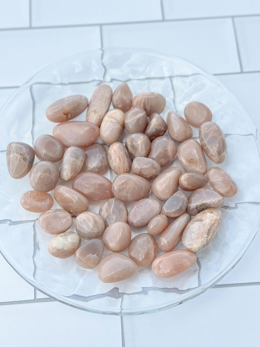 Peach Moonstone Tumbles, Gorgeous Flash