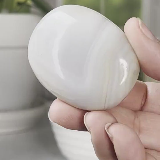 Gorgeous agate Palm Stone, 2 inches x 1 1/2 inches, Banded neutral colors,