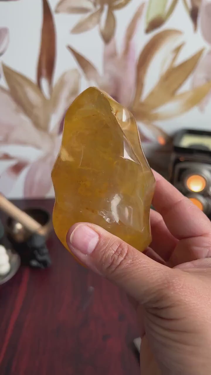 Gorgeous Golden Healer Flame, 4 inches tall weighs 1.2 pounds, with rainbows. (GHF-1)