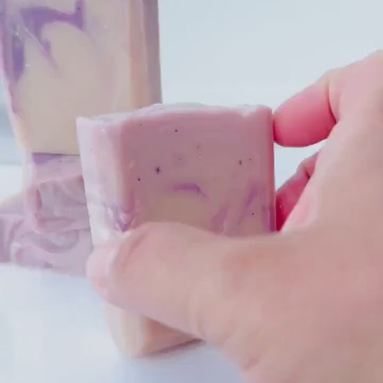 Handmade cold process Soap, Vegan and Cruelty Free, Gentle on Skin, Phthalate & paraben free scented with Grapefruit Mint