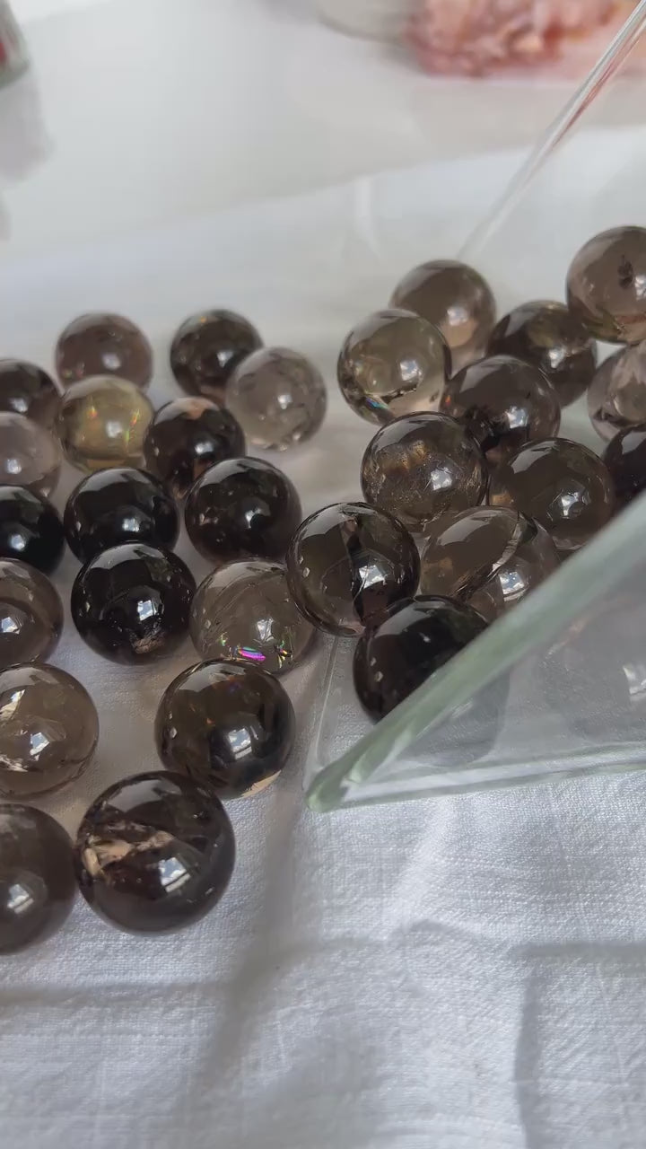 Stunning high-quality all-natural SMOKY QUARTZ spheres from Brazil (randomly chosen) with bright rainbows, One (1)  20-25mm
