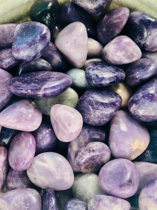 Lepidolite|| ONE TUMBLED STONE || Pocket crystals || Meditation || Worry Stone ||