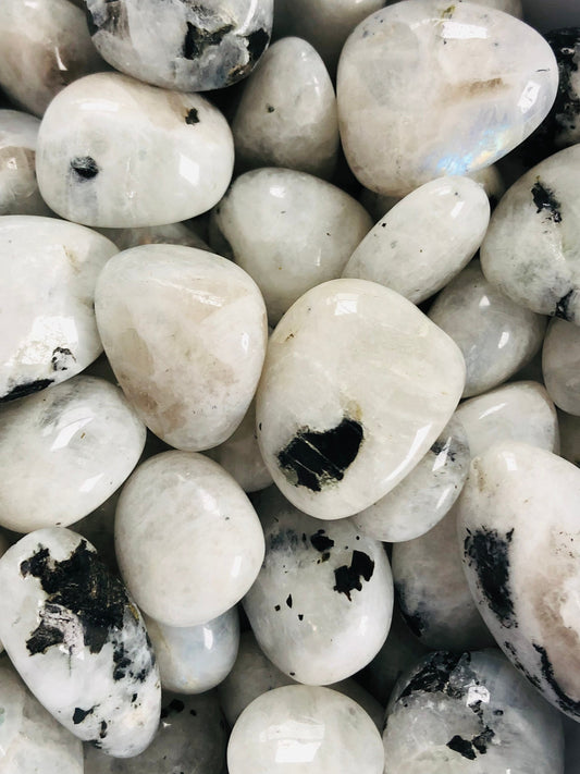Moonstone || One RANDOM Tumble || Pocket Stone || FairyCore || Cottage Core || Meditation tool ||