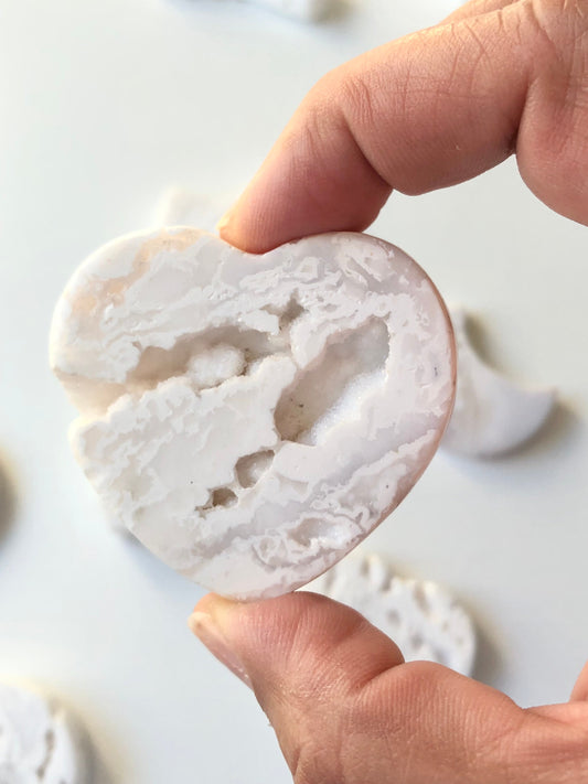 White Plum Agate Heart carving | Druzy White Snow/Plum Agate || crystal carvings ||
