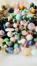 Load image into Gallery viewer, ORIGINAL MINI MIX, 3 oz of random Crystal Minis, Mushrooms, Hearts, Spheres, Moons, Stars, animals, Towers, and Pyramid carvings.
