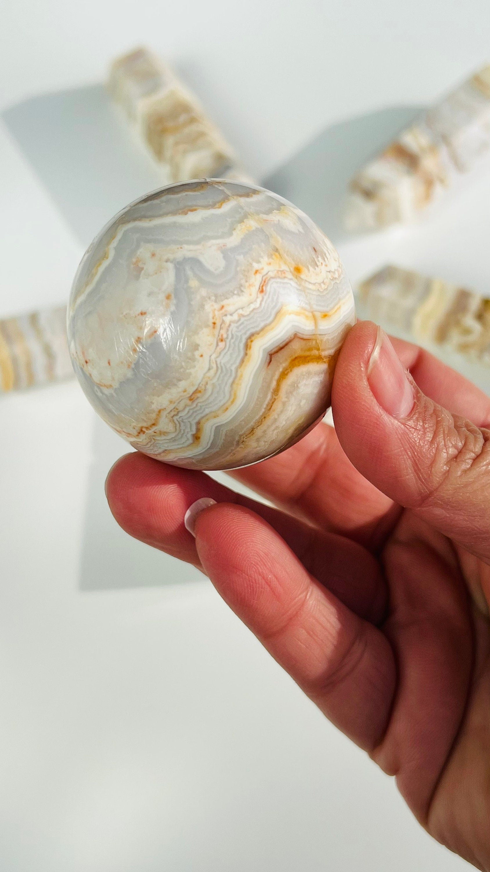 Mexico Agate Sphere || Creme and neutral color Crystal || Beautifully banded || Neutral aesthetic || 2" 6.4 oz