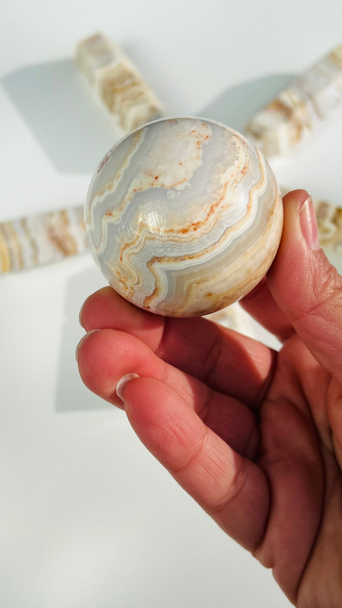 Mexico Agate Sphere || Creme and neutral color Crystal || Beautifully banded || Neutral aesthetic || 2" 6.4 oz