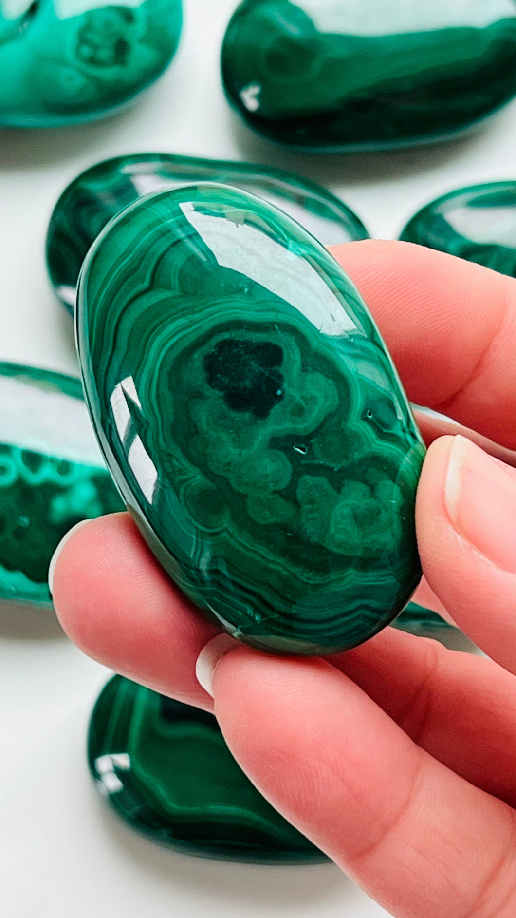 Authentic malachite Palm stones || High quality || beautiful pattern || 2 inches 2.4 oz