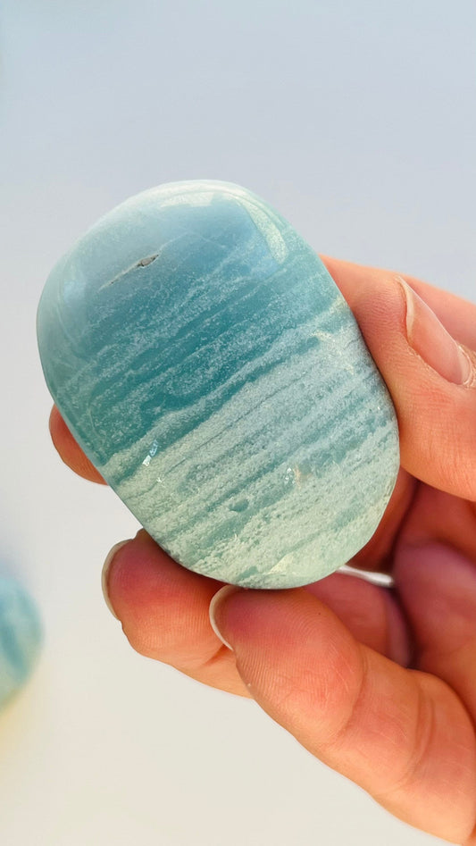Stunning Blue Aragonite Palm Stone || 2.20"  2.3 oz || Crystals || Bluish Green || Meditation stone ||