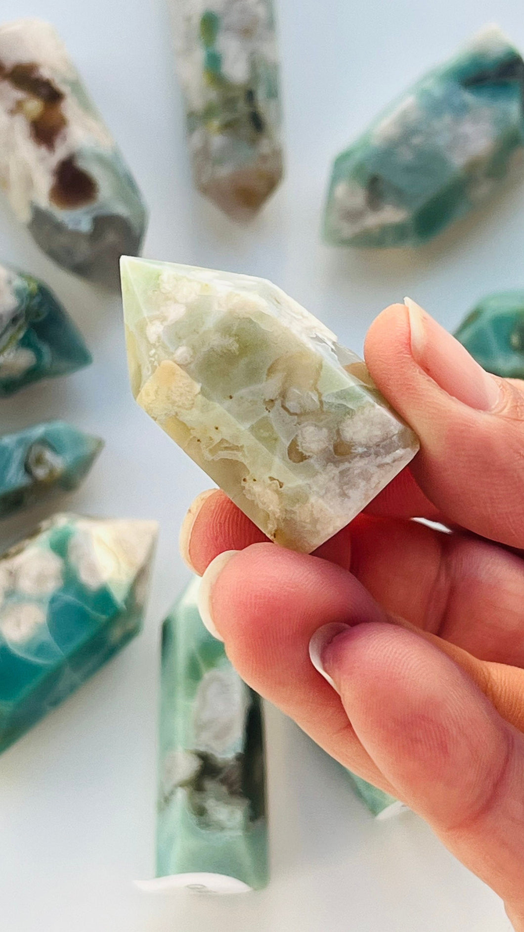 Green Flower Agate Tower 1 1/2 inches 21.4 grams || Feminine energy || Inspiration crystal || Heart and root chakra ||