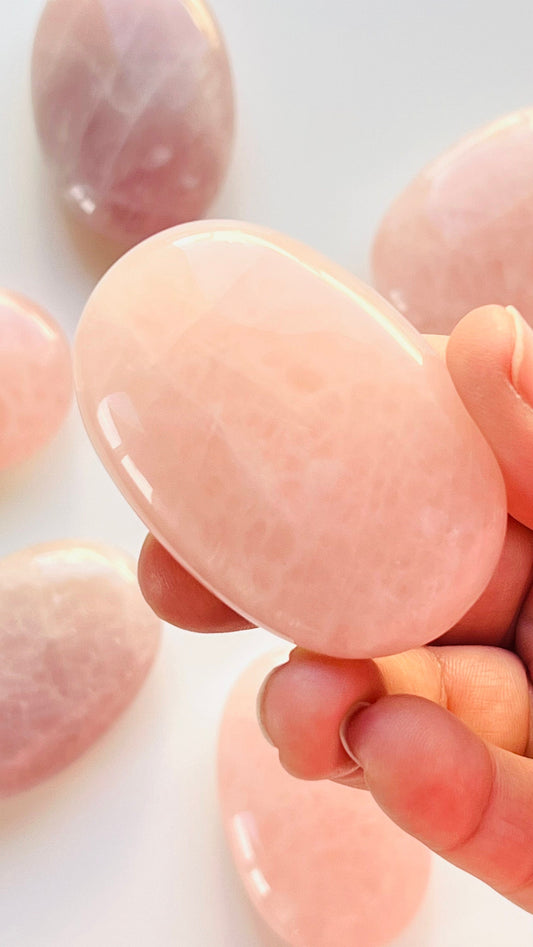 Rose Quartz Palm Stone || Heart Chakra || crystal for love and nurturing feminine energy || 2.3 inches X 1.5 inches 2.8 oz || bubblegum pink